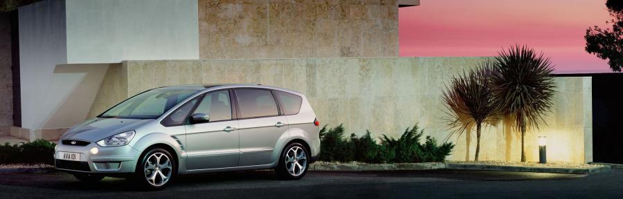  Ford S-Max 2006 года  (фото 23 из 55)